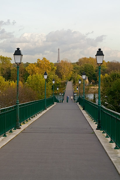 http://www.fbouju.net/photos/pont_automne.jpg